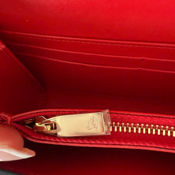 Christian Louboutin Leopard Print Shoulder Bag with Gold Chain - Picture 4 of 7